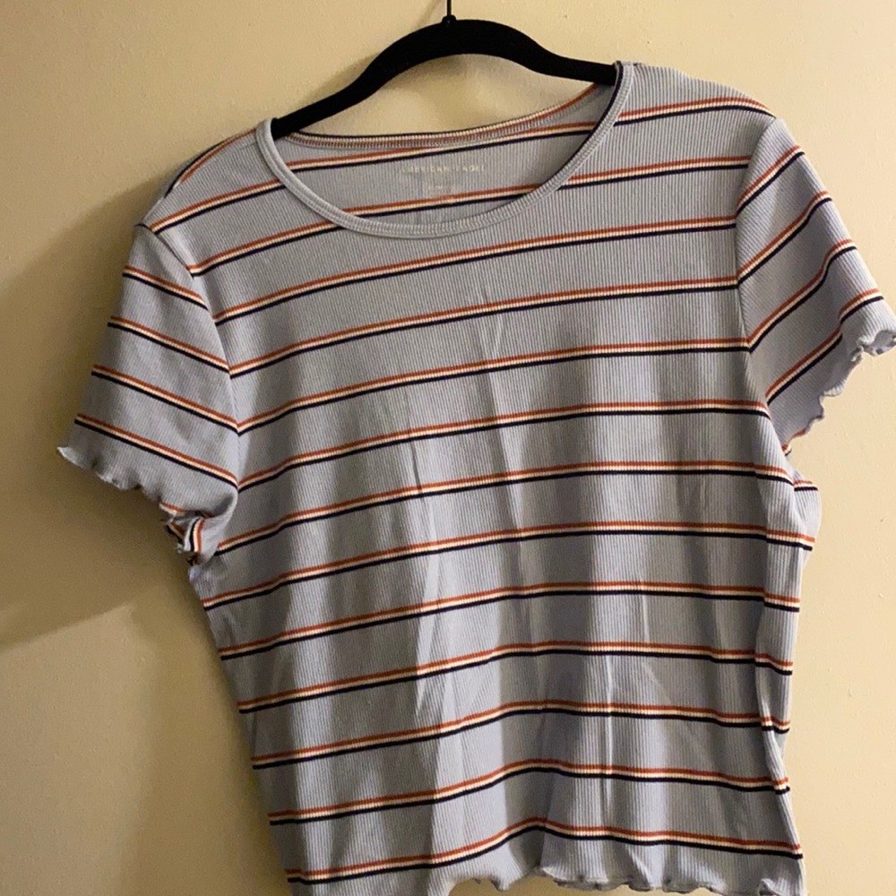 American eagle ruffled hem crop top